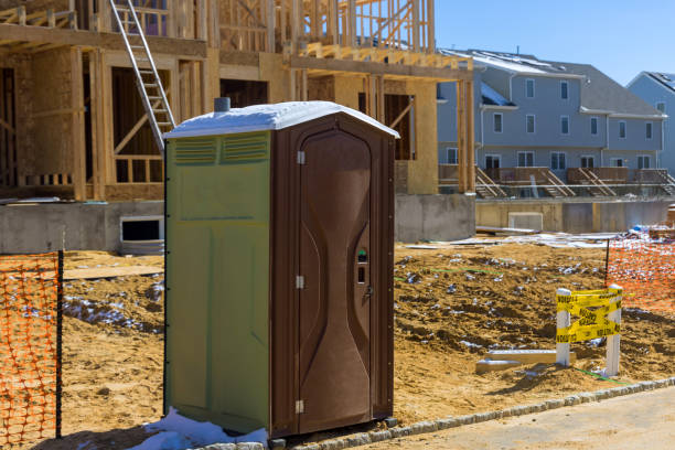 Best Porta potty delivery and setup  in Minnetrista, MN